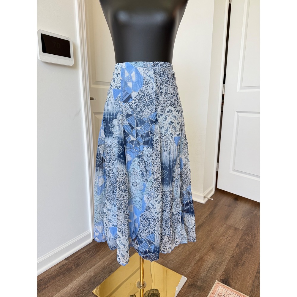 Christopher & Banks Blue Floral Pleated Midi Skirt Womens Large L - Picture 3 of 7